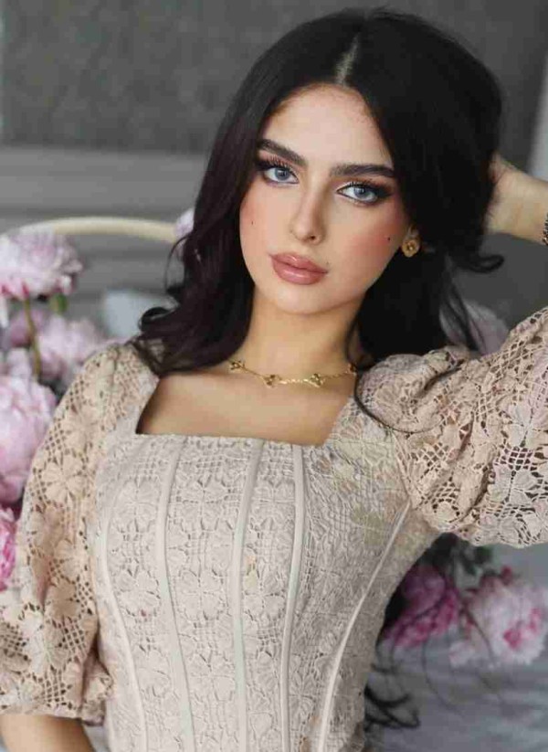 من هي شمس الفارس السيرة الذاتية ويكيبيديا